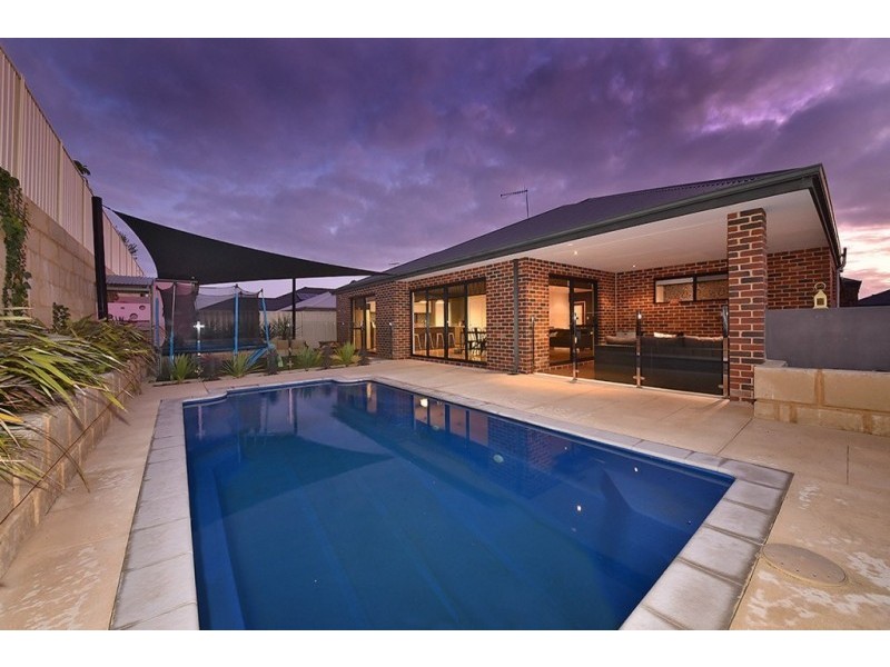 16 Rail Drive, Tapping WA 6065