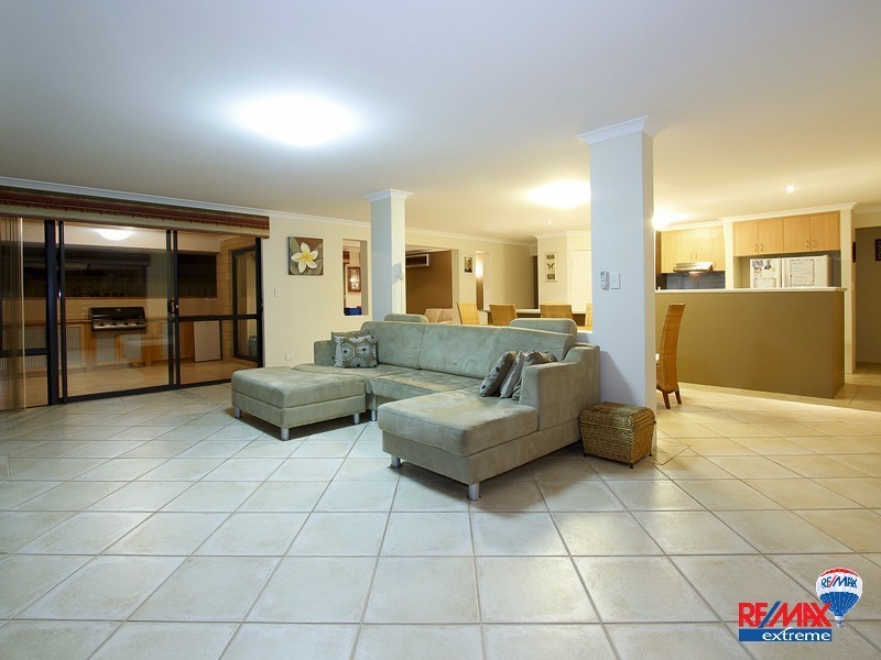 77 Pembury Way, Butler WA 6036