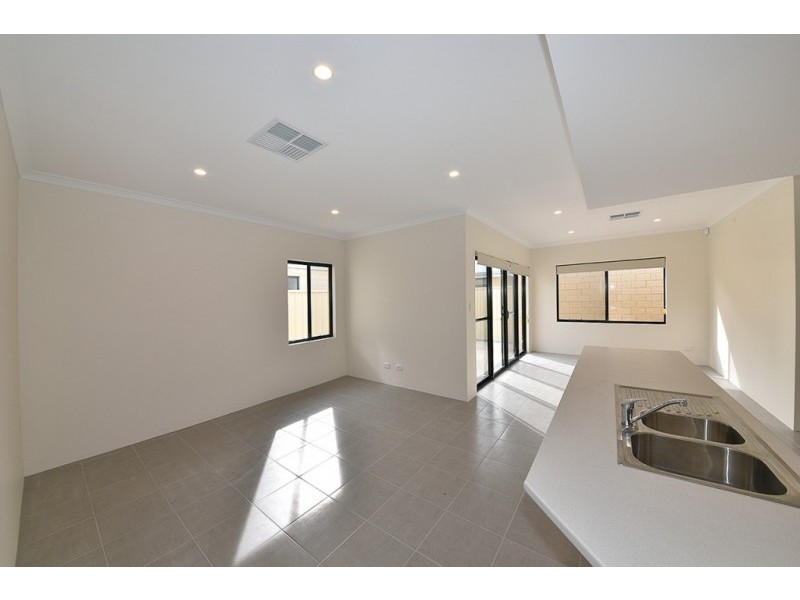 7 Garrick Way, Balga WA 6061