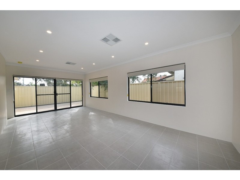 9 Garrick Way, Balga WA 6061