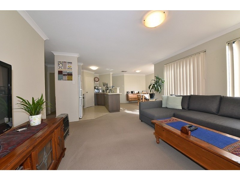 64 Jedburgh Loop, Sinagra WA 6065