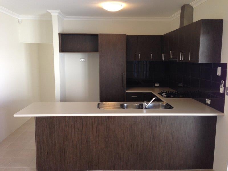 3/5 Titian Way, Tapping WA 6065