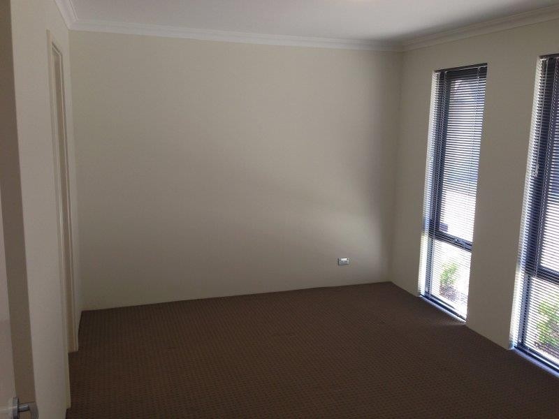 3/5 Titian Way, Tapping WA 6065