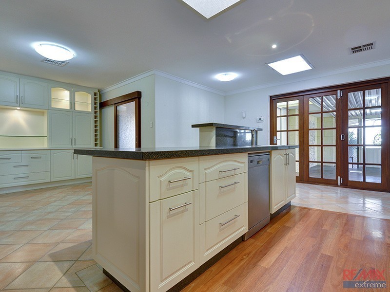 86* East Road, Pearsall WA 6065