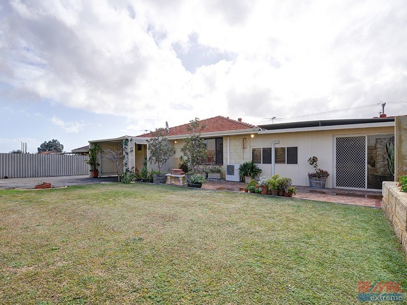 86* East Road, Pearsall WA 6065