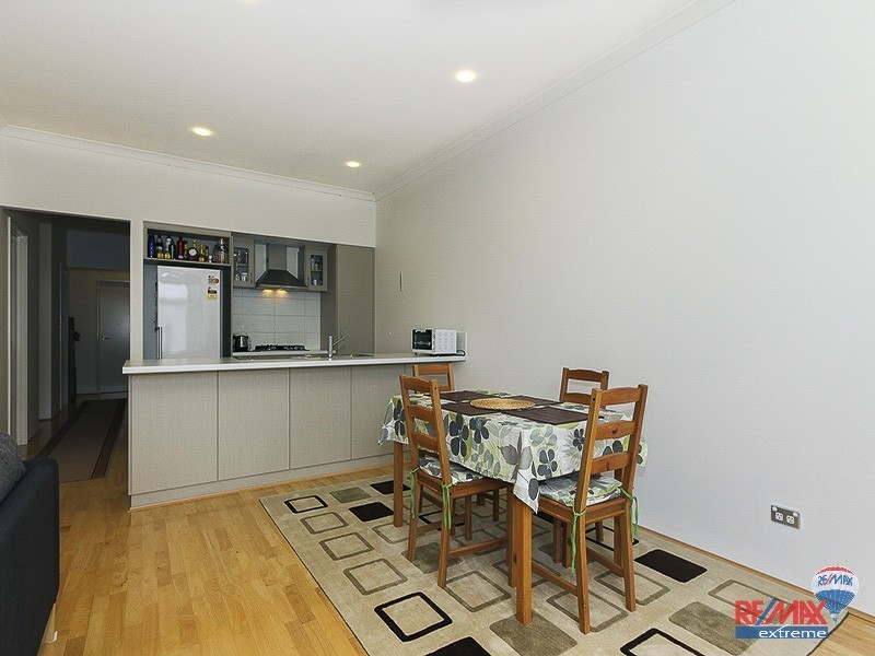 4A Bollach Green, Butler WA 6036