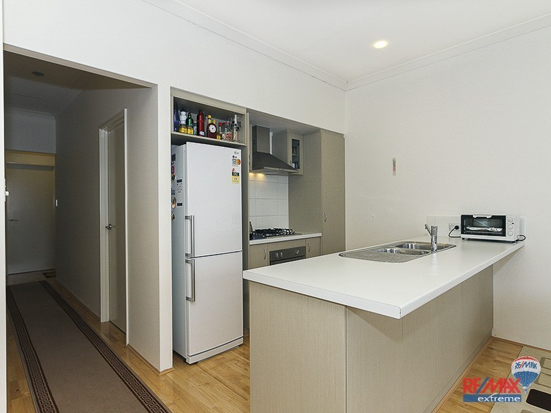 4A Bollach Green, Butler WA 6036