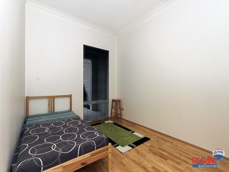 4A Bollach Green, Butler WA 6036