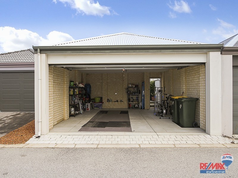 4A Bollach Green, Butler WA 6036