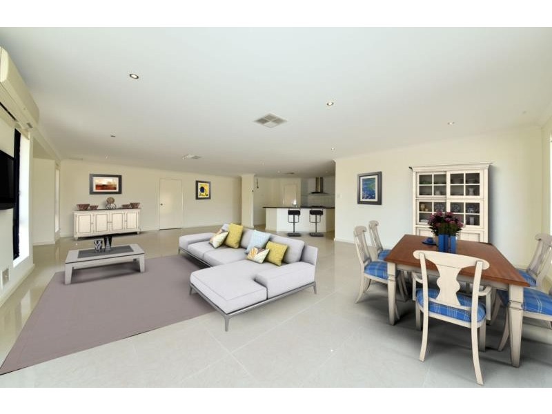 38 Giglia Drive, Sinagra WA 6065