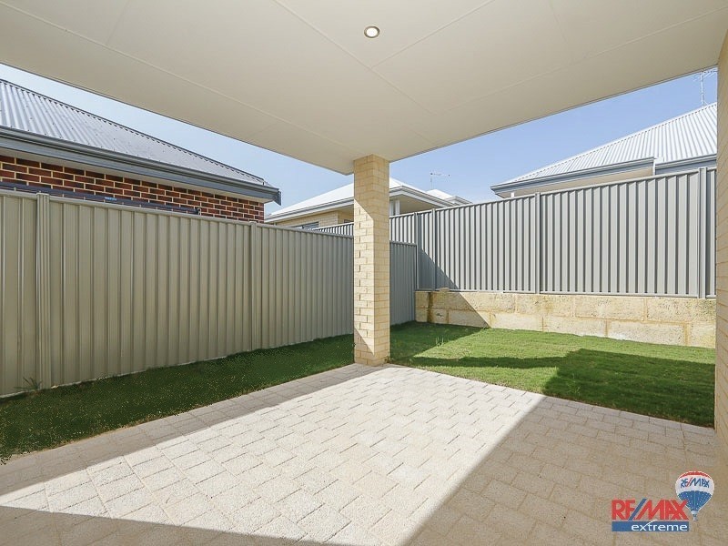 6 Citrine Street, Eglinton WA 6034