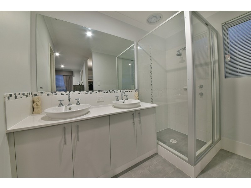 43 Leeward Avenue, Eglinton WA 6034