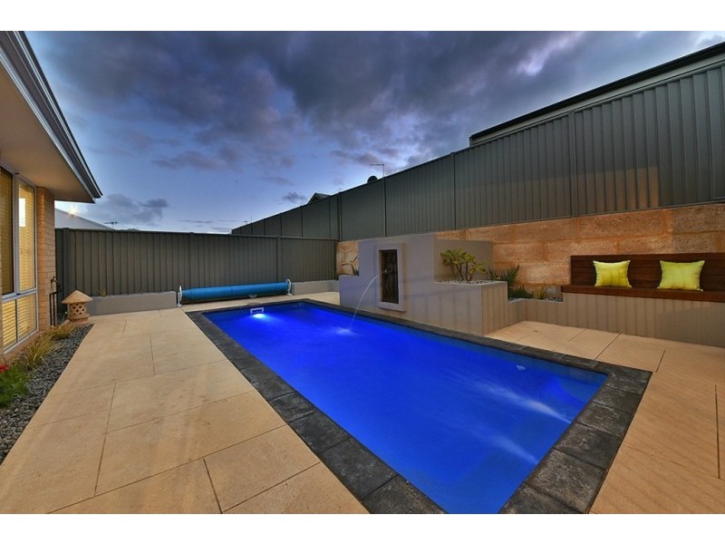 43 Leeward Avenue, Eglinton WA 6034