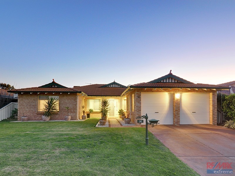 14 Laurelston Heights, Woodvale WA 6026