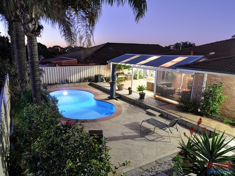 14 Laurelston Heights, Woodvale WA 6026