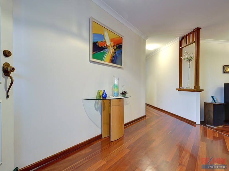 14 Laurelston Heights, Woodvale WA 6026