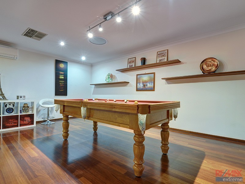 14 Laurelston Heights, Woodvale WA 6026