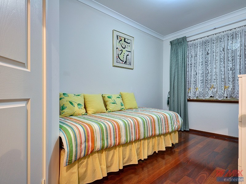 14 Laurelston Heights, Woodvale WA 6026