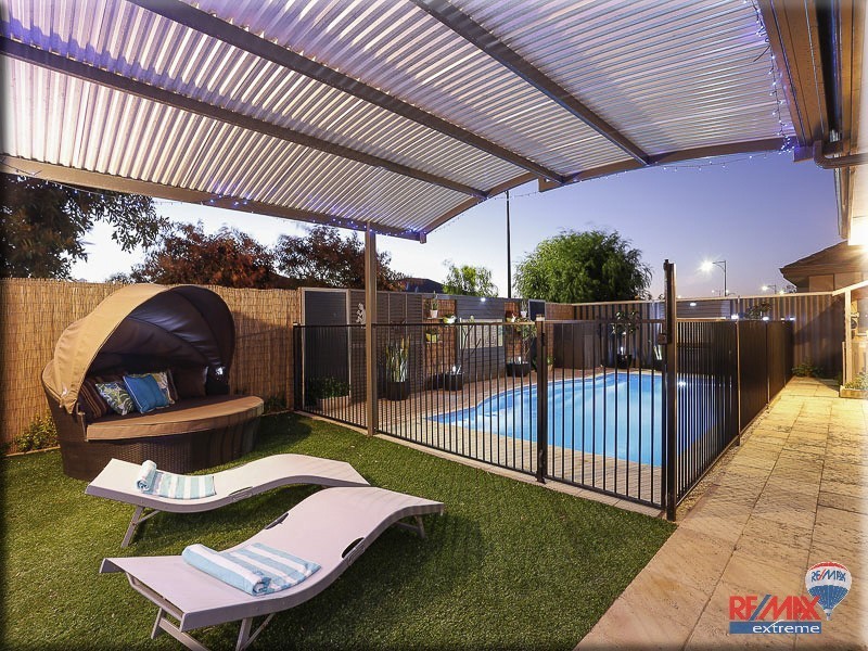 16 Ammanford Crescent, Butler WA 6036