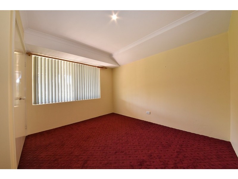 6 Kattamorda Pass, Sinagra WA 6065