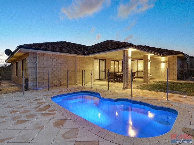 11 Venice Entrance, Iluka WA 6028