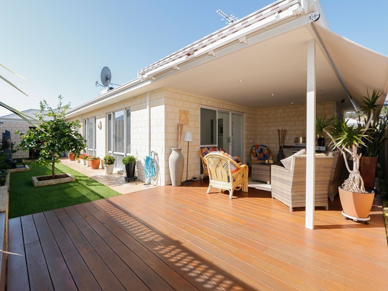 21 Finke Bend, Yanchep WA 6035