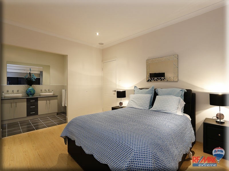 6 Barquentine Avenue, Jindalee WA 6036