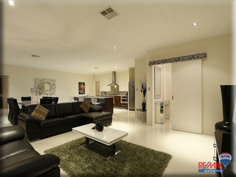 6 Barquentine Avenue, Jindalee WA 6036