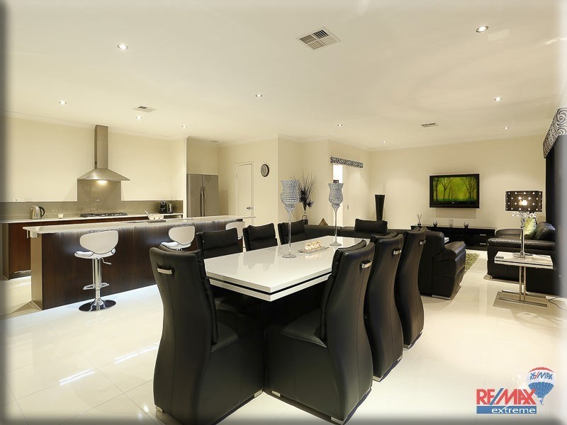 6 Barquentine Avenue, Jindalee WA 6036