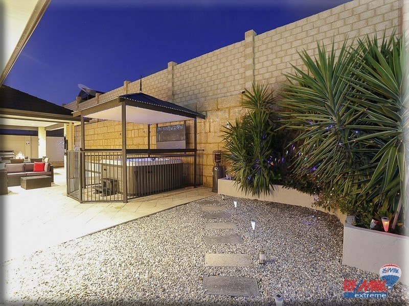 6 Barquentine Avenue, Jindalee WA 6036