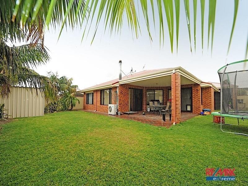 116 East Road, Pearsall WA 6065