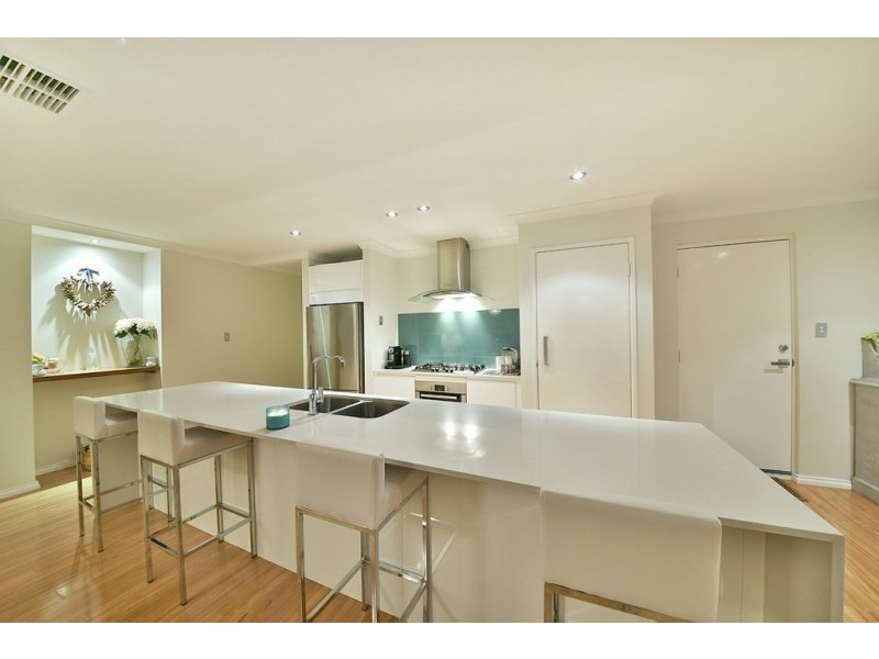 141 Ashley Road, Tapping WA 6065