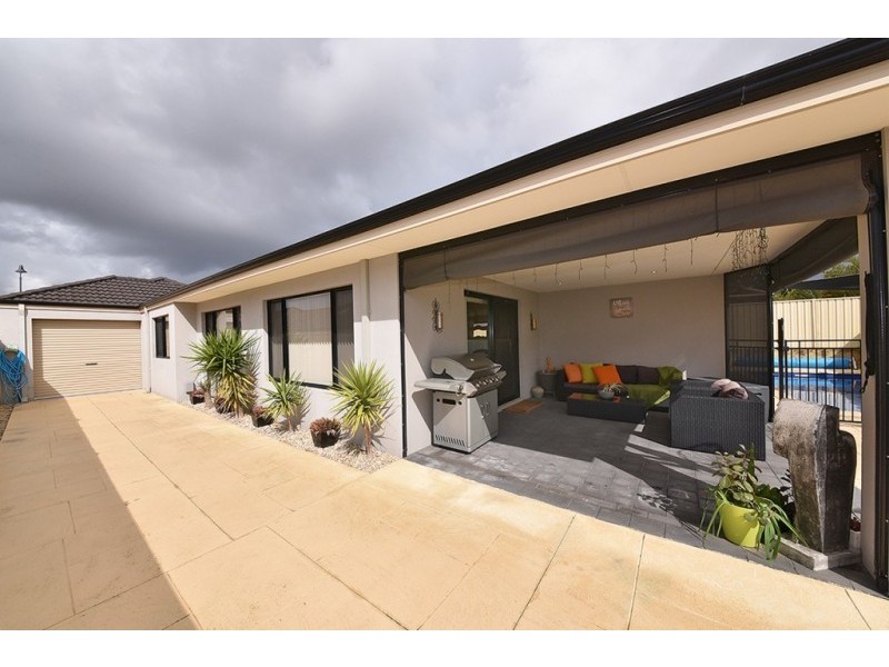 51 Archimedes Crescent, Tapping WA 6065