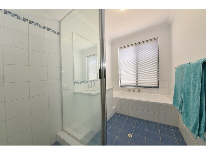 51 Archimedes Crescent, Tapping WA 6065