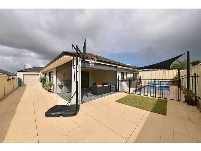 51 Archimedes Crescent, Tapping WA 6065