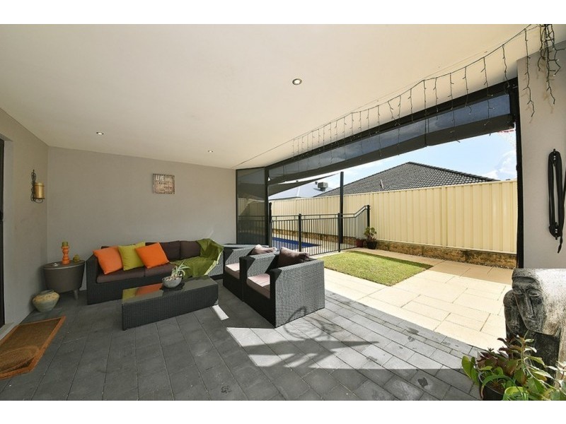 51 Archimedes Crescent, Tapping WA 6065