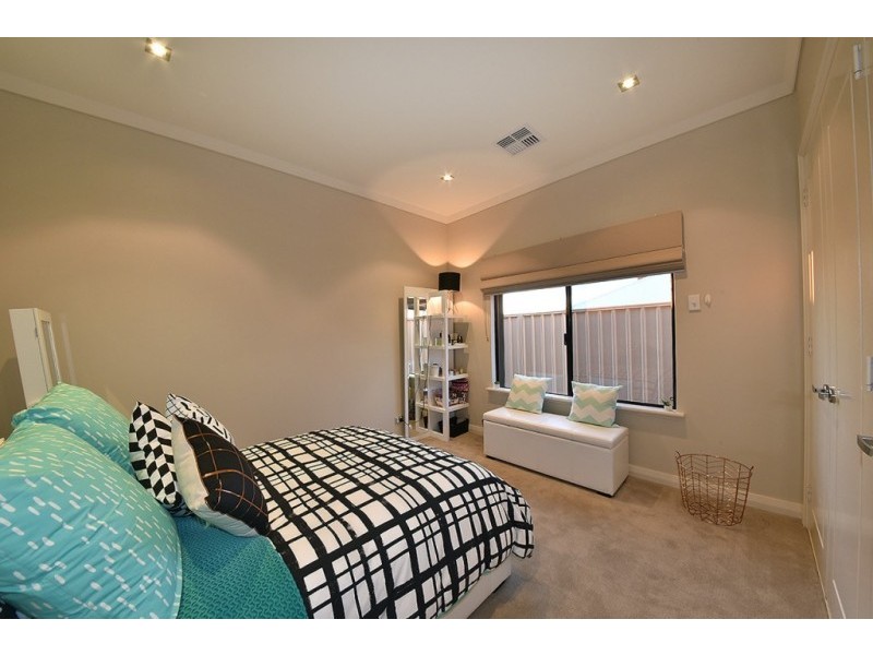 109 Ashley Road, Tapping WA 6065