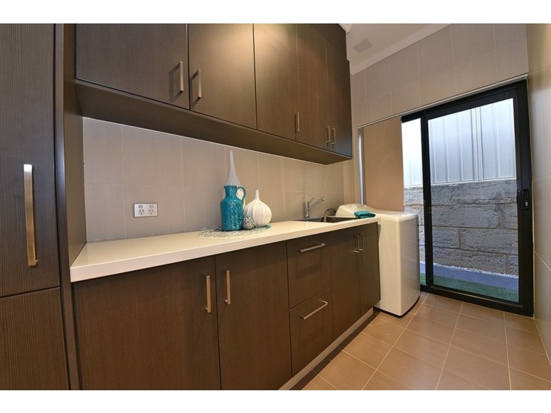 109 Ashley Road, Tapping WA 6065