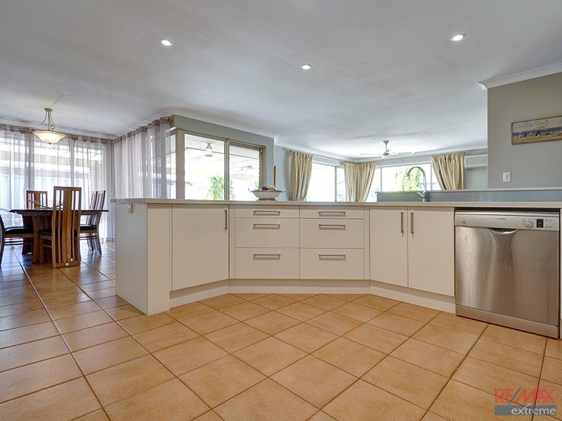 4 Whim Court, Kinross WA 6028