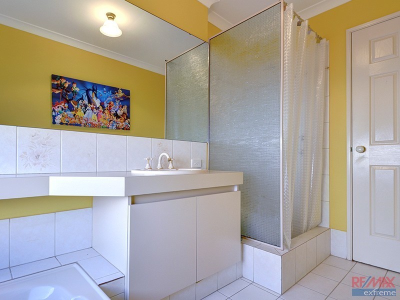 4 Whim Court, Kinross WA 6028