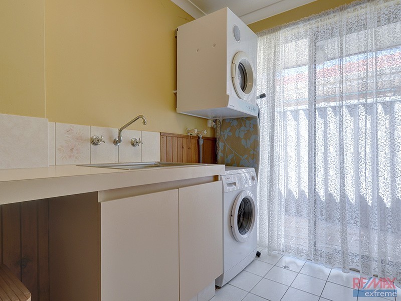 4 Whim Court, Kinross WA 6028