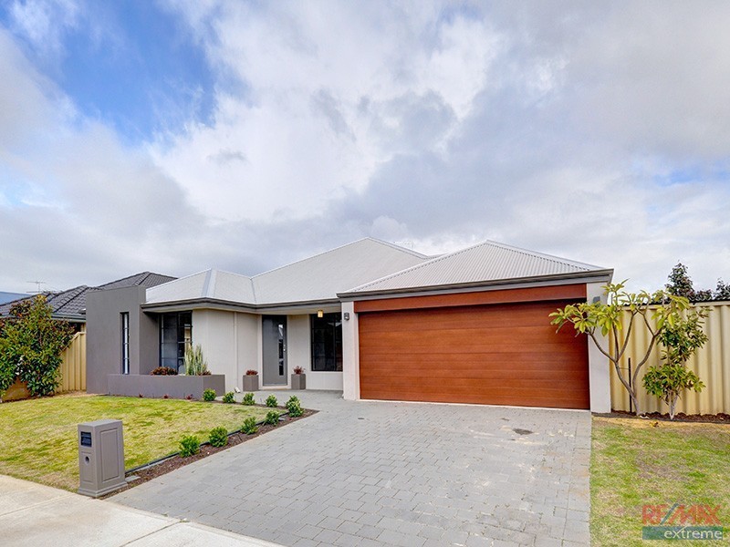 15 Hillsborough Parkway, Ridgewood WA 6030