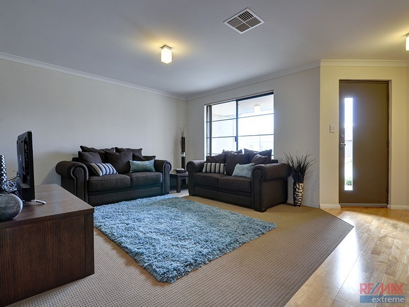 15 Hillsborough Parkway, Ridgewood WA 6030