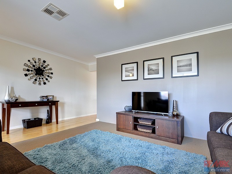 15 Hillsborough Parkway, Ridgewood WA 6030