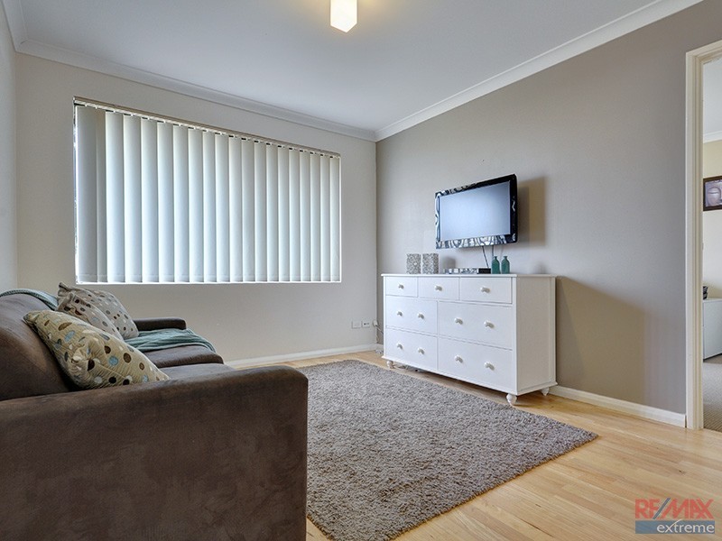 15 Hillsborough Parkway, Ridgewood WA 6030