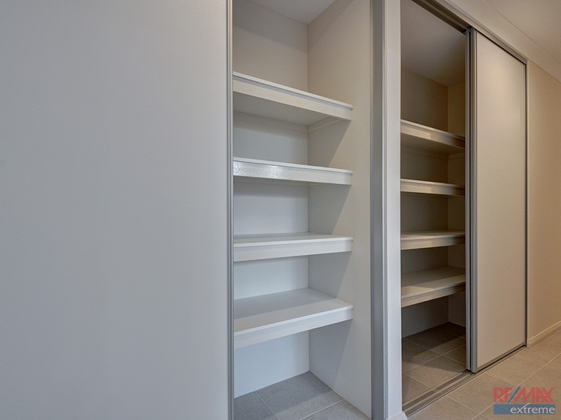 25 Matta Way, Pearsall WA 6065