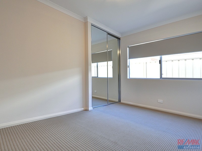 25 Matta Way, Pearsall WA 6065