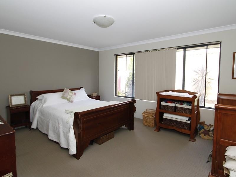 5 Irma Way, Butler WA 6036