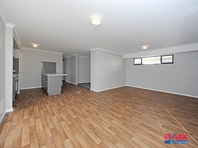 211 Grandis Boulevard, Banksia Grove WA 6031