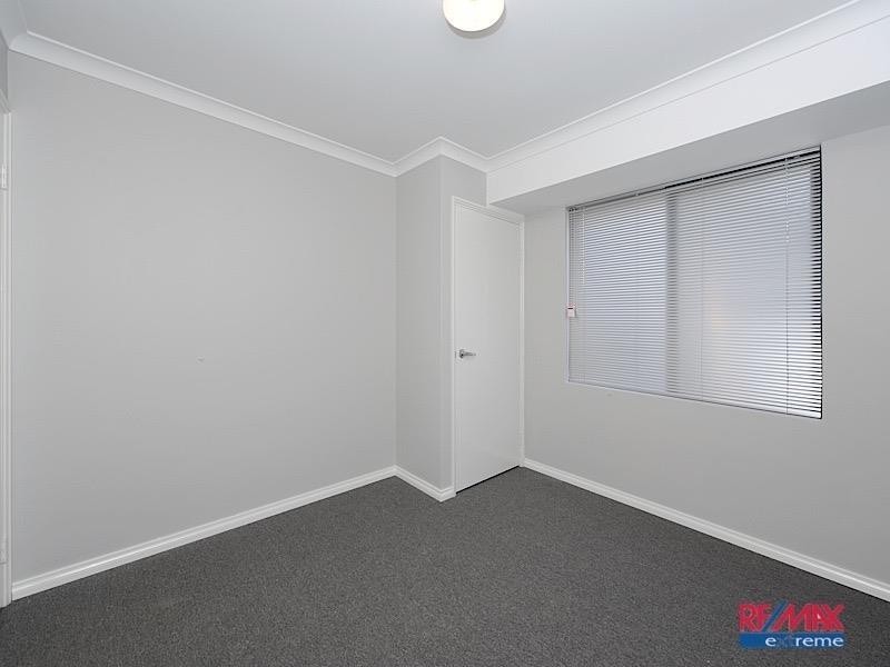 211 Grandis Boulevard, Banksia Grove WA 6031